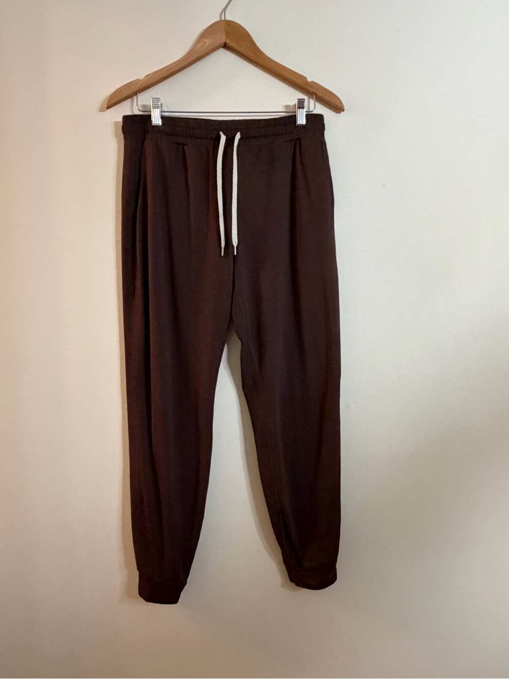 Vuori Dark Brown Drawstring Joggers with White Cord